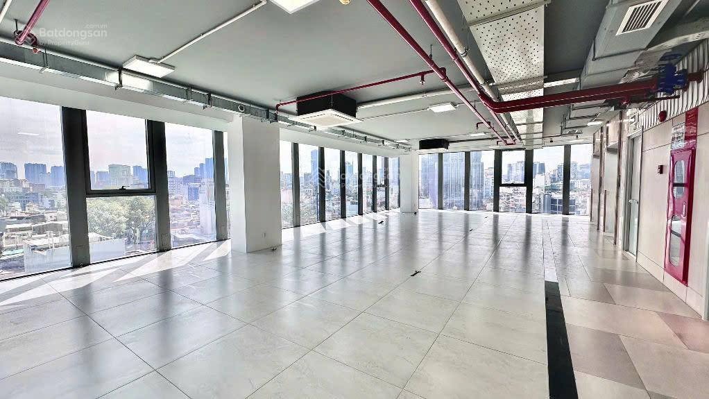 Cho thuê văn phòng điện biên phủ, bình thạnh giá 50tr có sẵn nội thất