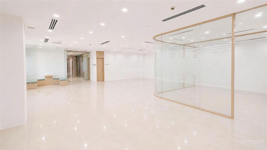 Sàn đẹp 600m2 mt cao thắng gần hà đô, vị trí siêu đẹp giá tốt trung tâm q3