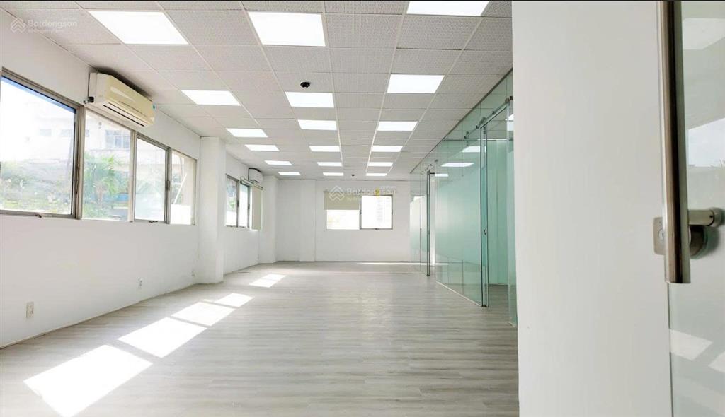 Siêu vp hạng c đẹp ngay cmt8, cập nhật 12 sàn vp giá tốt q3. dt 50m2 đến 900m2 từ 32tr  90tr