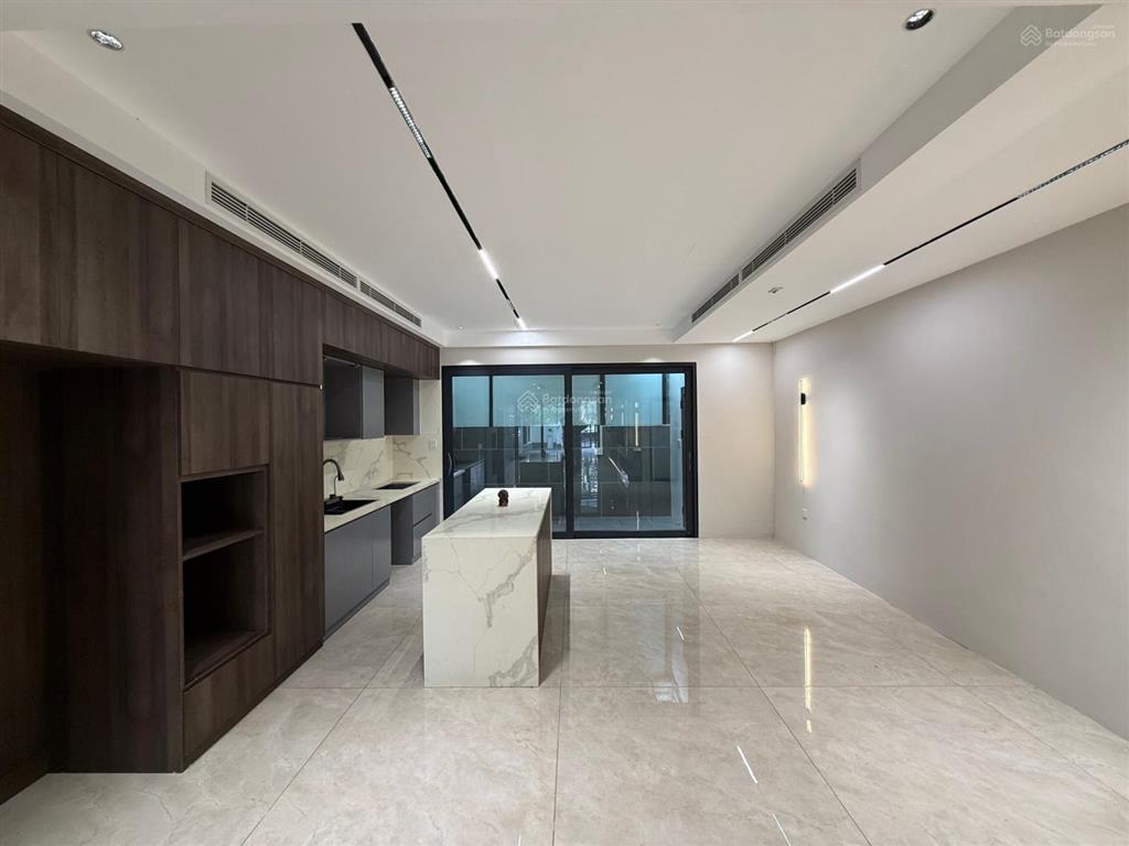 Bán nhà pl gamuda, hoàng mai dt 174,9m2 4t mt 5.5m, pk 30 tỷ, an ninh bảo vệ 24/7, không gian xanh