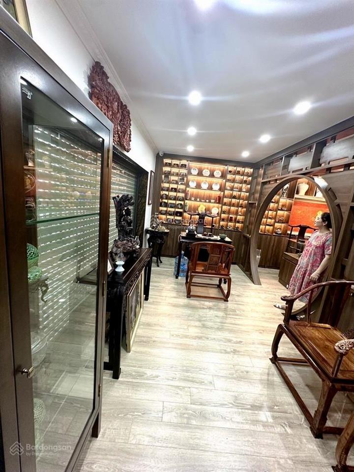 Bán nhà pl hồ đền lừ, hoàng mai dt 60m2 mt 6.2m, pk 30 tỷ, mở hai mặt cửa chính & hậu, kinh doanh