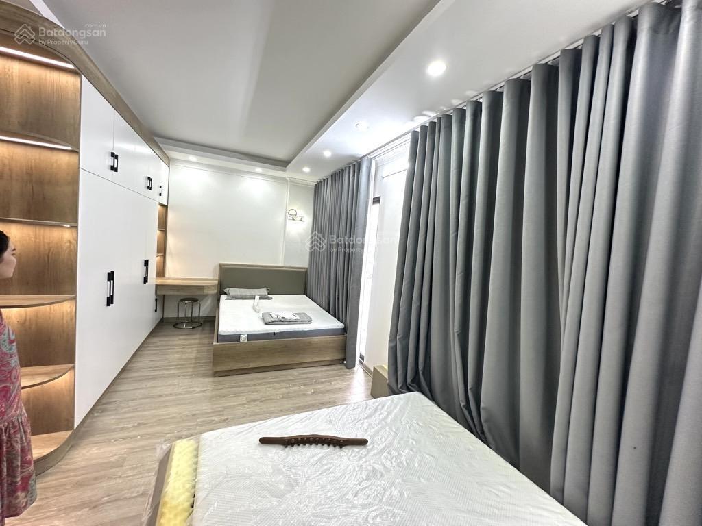 Bán nhà pl hồ đền lừ, hoàng mai dt 60m2 mt 6.2m, pk 30 tỷ, mở hai mặt cửa chính & hậu, kinh doanh