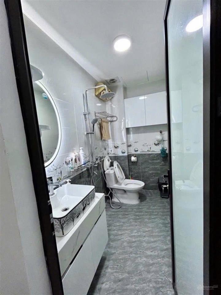 Bán nhà pl hoàng văn thái, thanh xuân, 7 tầng thang máy, pk 10 tỷ văn phòng, dân trí cao
