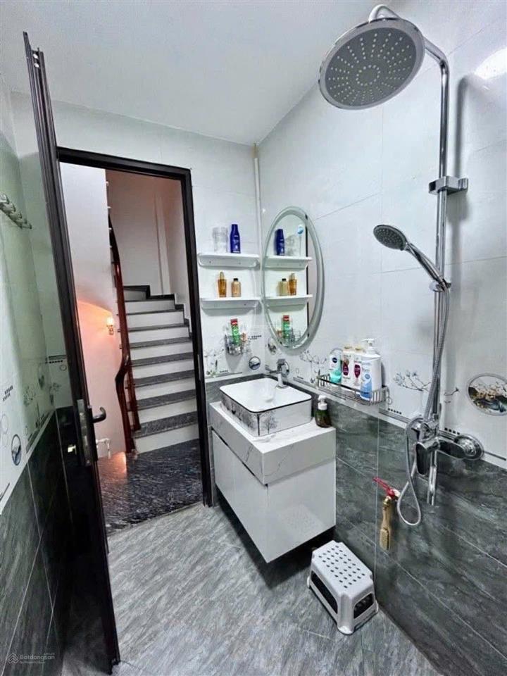 Bán nhà pl hoàng văn thái, thanh xuân, 7 tầng thang máy, pk 10 tỷ văn phòng, dân trí cao