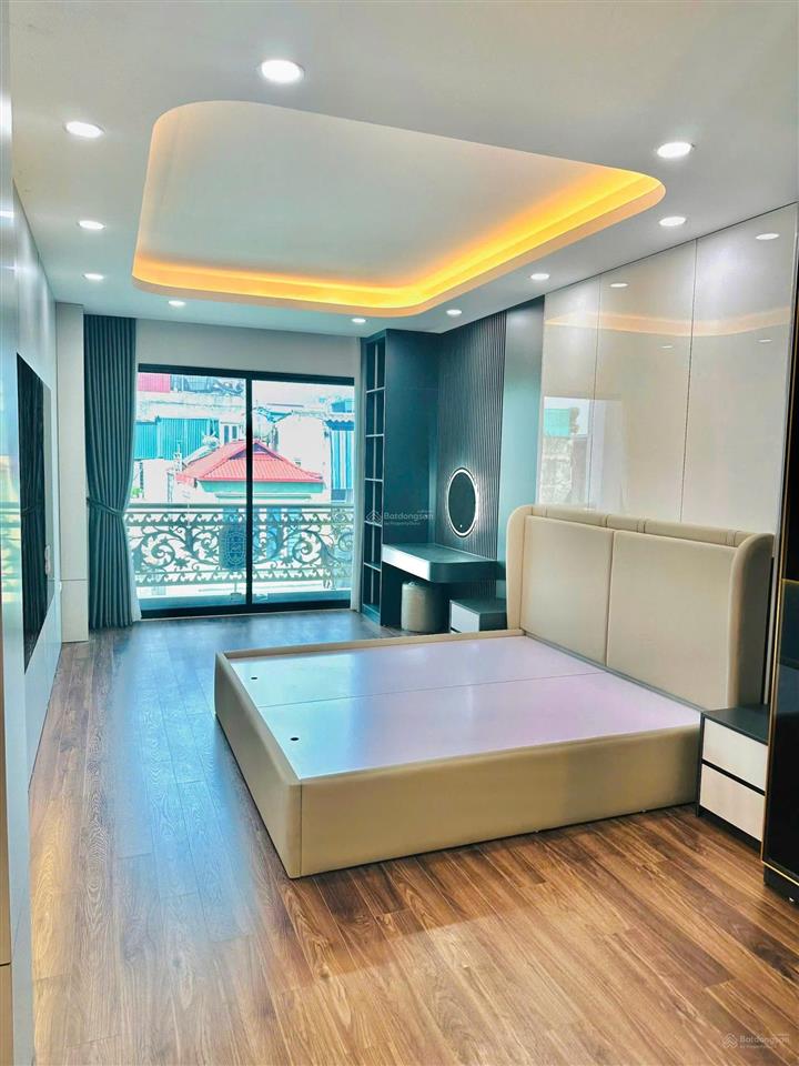 Bán nhà mặt phố tân mai, đền lừ dt 80m, pk 20 tỷ kinh doanh văn phòng chung cư bên cạnh