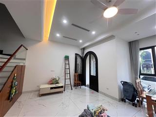 Bán nhà liền kề ngọc trai 8 vinhomes ocean park gia lâm, full nội thất, có thang máy, view song lập