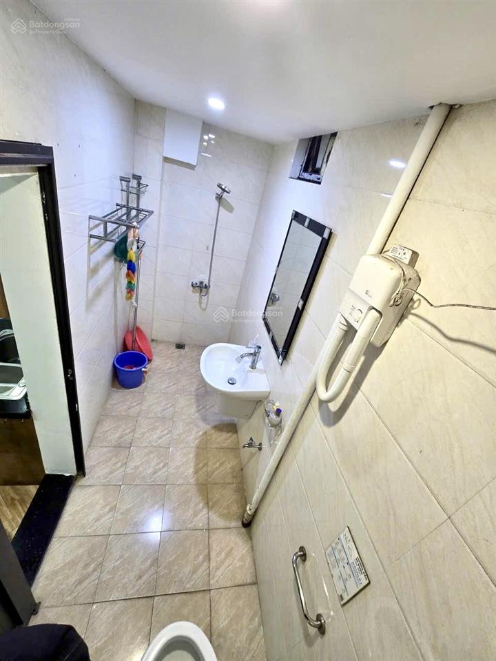 Bán nhà tập thể khu 260 đội cấn/liễu giai trung tâm ba đình 85m2 sử dụng 3 ngủ, 2 ban công thoáng.