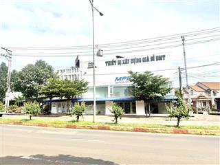 Cho thuê nhà phố 3 tầng vành đai 10 tháng 3 , phường buôn ma thuật ( cách siêu thị go 1,7km)