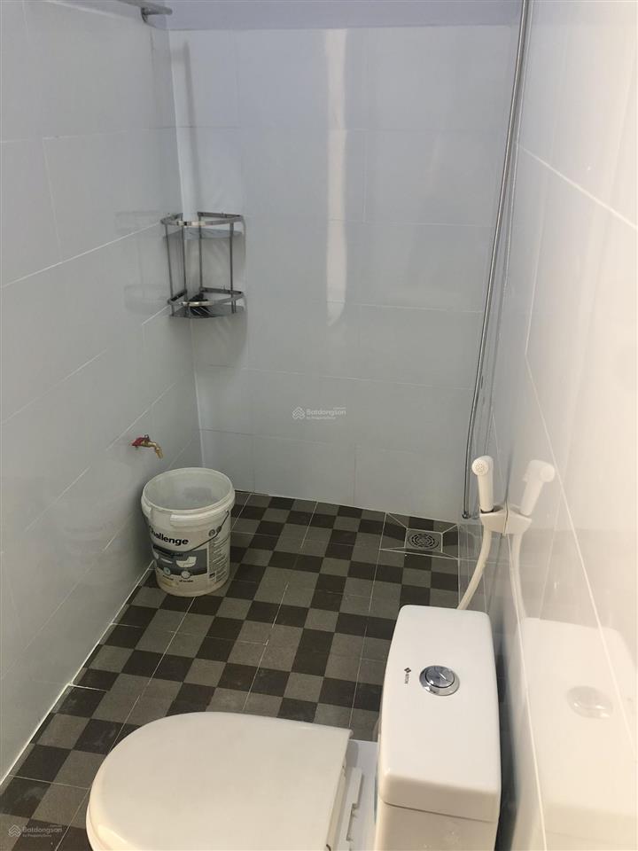 Cho thuê kho xưởng và văn phòng 900m2 tại tổ dân phố 2 cư ebur, 20 triệu vnd