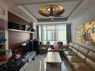 Bán cc 3pn, 2wc ở khu căn hộ chánh hưng  giai việt, 150m2, giá ưu đãi 6,4 tỷ