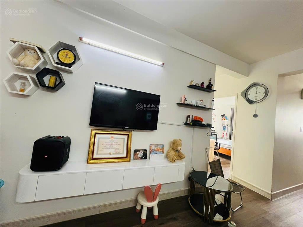 Cho thuê cc 2pn, 2wc tại chung cư bông sao, 9 triệu, 60m2