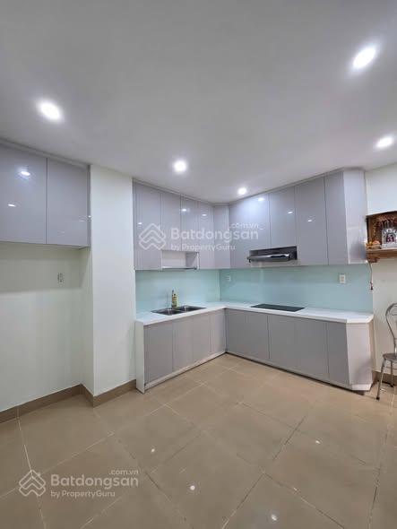 Cần bán căn hộ him lam nam khánh  shr  100m2. giá 4 tỷ 500