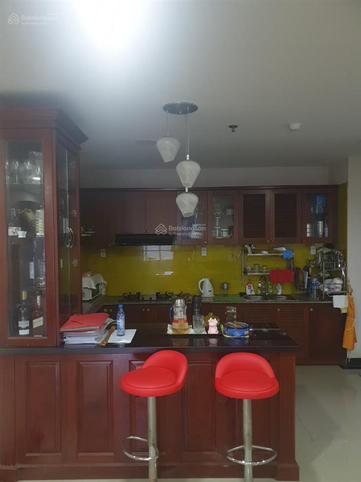 Cần bán căn hộ giai việt  150m2 shr  giá 6,1 tỷ