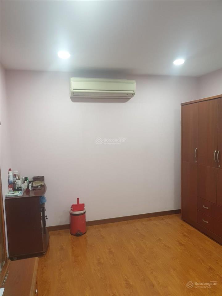 Cần bán căn hộ giai việt  150m2 shr  giá 6,1 tỷ