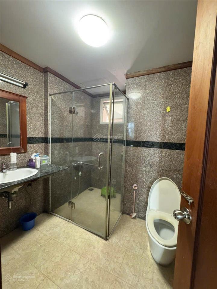 Bán ch giai việt duplex thông tầng, view hồ bơi, dt 230m2, 5pn, 3wc, sh, giá 7.5 tỷ