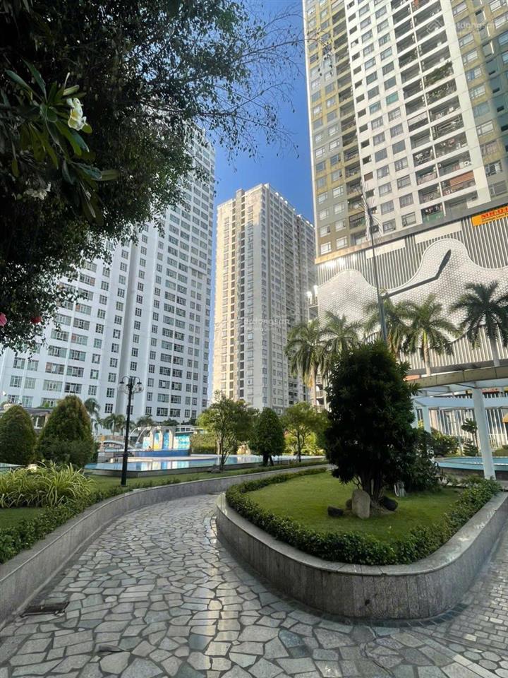 Bán ch giai việt duplex thông tầng, view hồ bơi, dt 230m2, 5pn, 3wc, sh, giá 7.5 tỷ