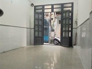 Bán gấp nhà 1 sẹt lê hồng phong q10 40m 3 tầng 5pn sát mặt tiền 7.8 tỷ