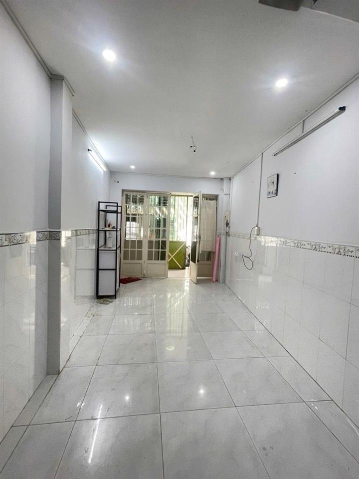 Nhà 2 mặt hẻm ngay ngã bảy lý thái tổ 41m2, 2 tầng thông tứ tung, chỉ 5.8 tỷ tl