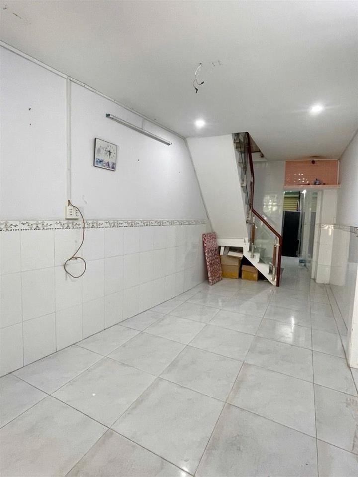 Nhà 2 mặt hẻm ngay ngã bảy lý thái tổ 41m2, 2 tầng thông tứ tung, chỉ 5.8 tỷ tl