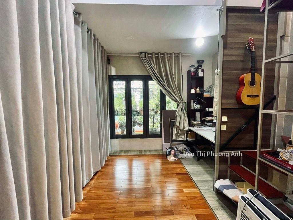 Chủ ngộp bán gấp nhà 3 tầng btct 45m hẻm xe hơi tô hiến thành q10 khu xây cao tầng chỉ 7.2 tỷ