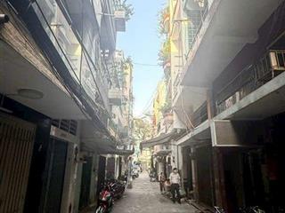 Nhà nguyễn tiểu la q10 đường trước nhà 6m xe hơi thông tứ tung nhà cũ tiện xây sửa tùy thích