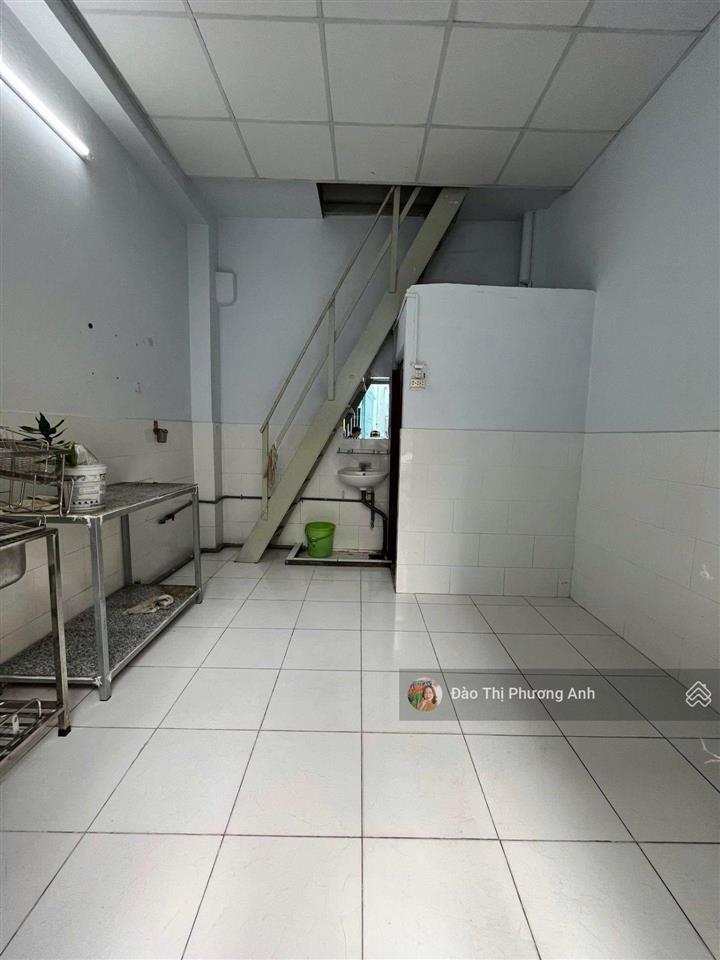 Nhà nhỏ xinh trường sơn q.10  hẻm thông 100m ra mặt tiền gần cv lê thị riêng chỉ 3.3 tỷ