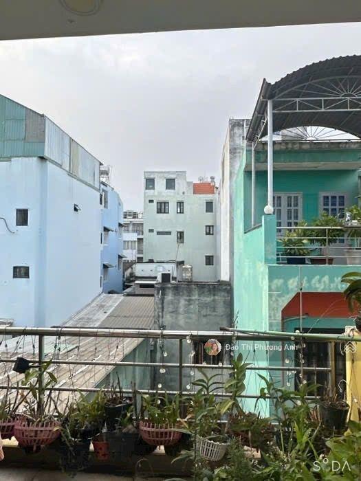 Giảm sốc còn 6.8 tỷ nhật tảo, q10 35m2 vuông a4 4 tầng btct hẻm thông ở ngay