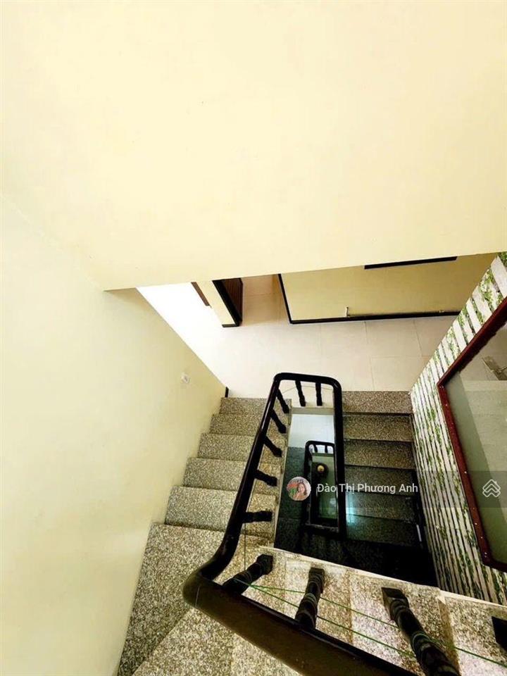 Nhà đẹp thành thái q.10 4 tầng btct nở hậu tài lộc 43m2 cách hẻm xe hơi vài bước chân chỉ 6.6 tỷ