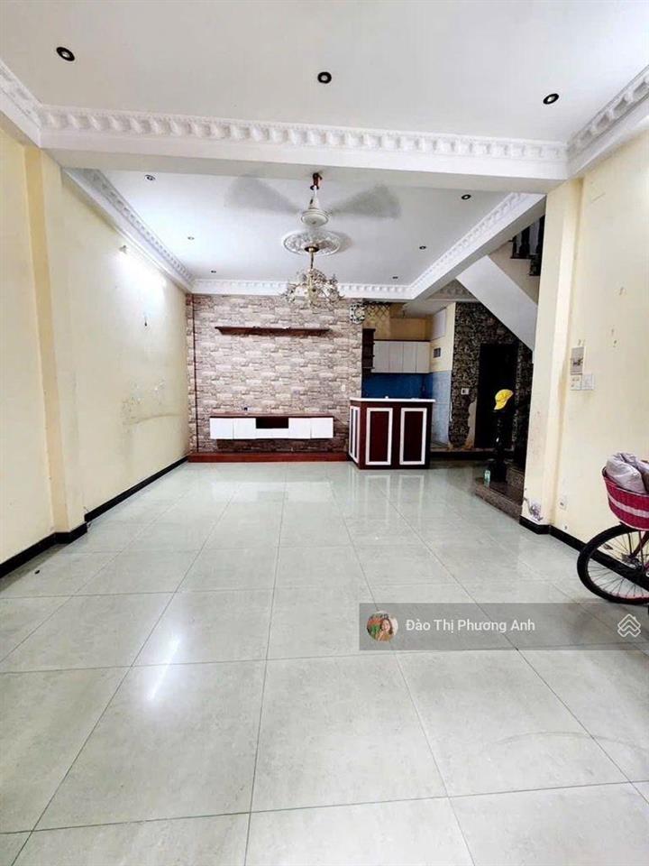 Nhà đẹp thành thái q.10 4 tầng btct nở hậu tài lộc 43m2 cách hẻm xe hơi vài bước chân chỉ 6.6 tỷ