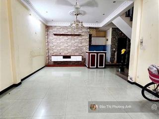 Nhà đẹp thành thái q.10 4 tầng btct nở hậu tài lộc 43m2 cách hẻm xe hơi vài bước chân chỉ 6.6 tỷ