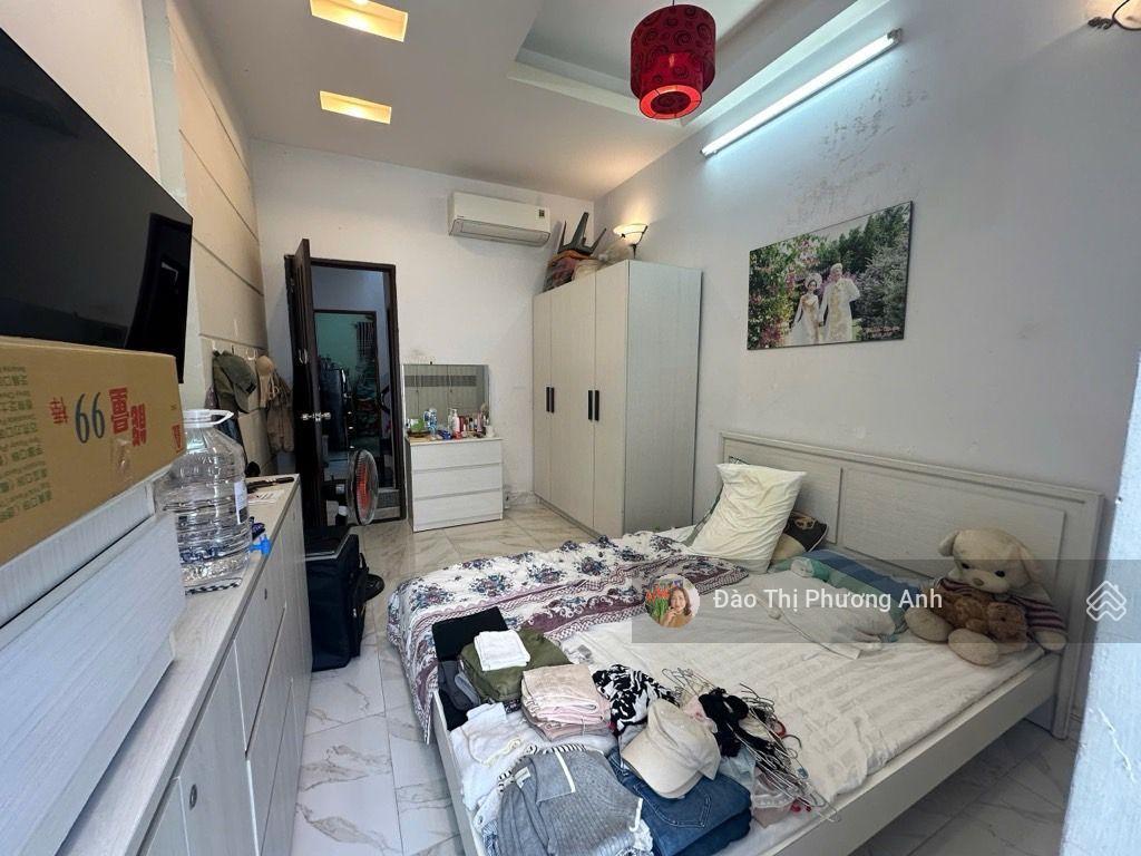 Nhà đẹp ở ngay sát hẻm xe tải tô hiến thành  4 tầng  5 phòng ngủ chỉ 6.99 tỷ tl