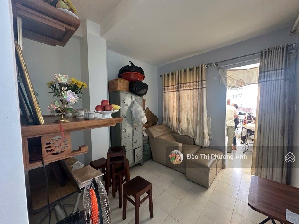 Nhà đẹp ở ngay sát hẻm xe tải tô hiến thành  4 tầng  5 phòng ngủ chỉ 6.99 tỷ tl