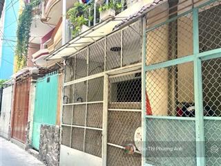 Chính chủ bán nhà trung tâm q10 nhà cũ dễ cải tạo xây mới hẻm thông 3m 40m2 4 phòng ngủ 6.5 tỷ