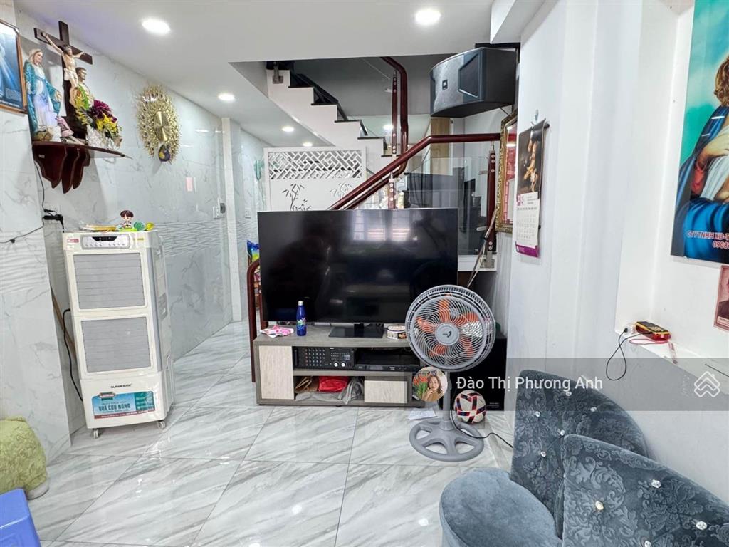 Nhà đẹp ở ngay hẻm xe hơi sát mặt tiền 3/2 q10  5 tầng 5 phòng ngủ nở hậu chỉ nhỉnh 9 tỷ