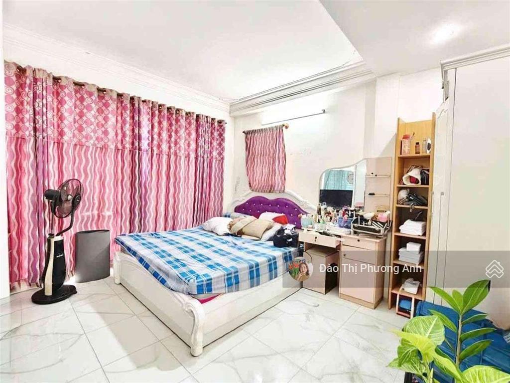 Nhà đẹp cách 1 căn ra hẻm xe tải bà hạt q10 4 tầng 40m2 tiện ở hoặc đầu tư giữ tiền nhỉnh 6 tỷ