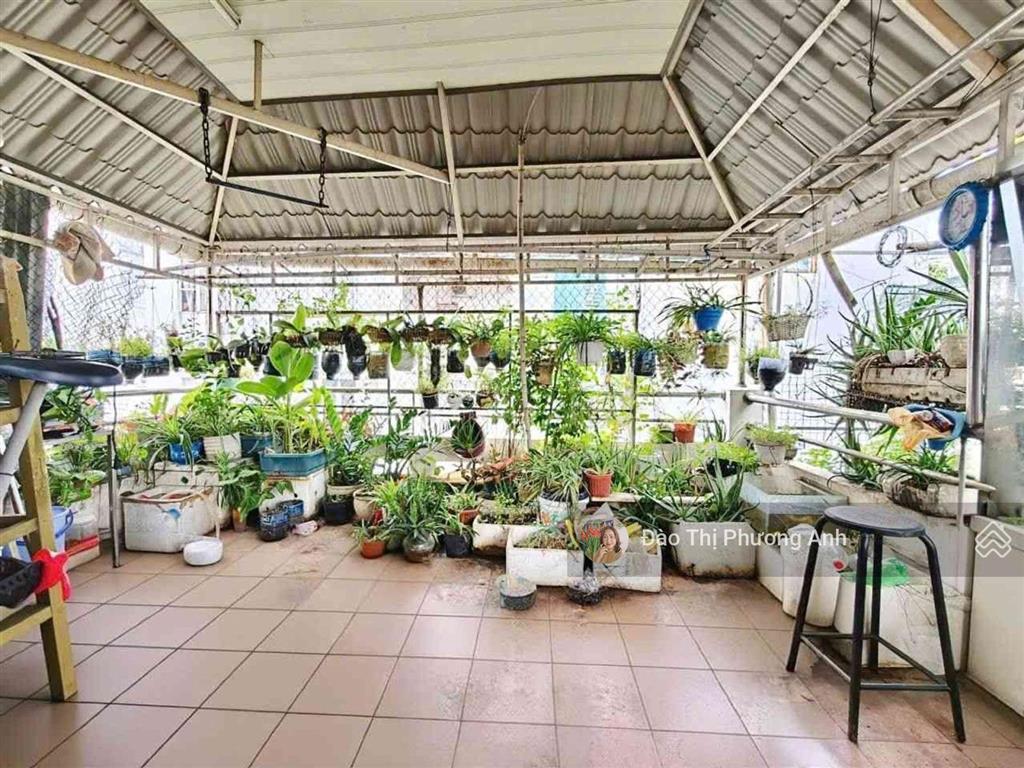 Nhà đẹp cách 1 căn ra hẻm xe tải bà hạt q10 4 tầng 40m2 tiện ở hoặc đầu tư giữ tiền nhỉnh 6 tỷ