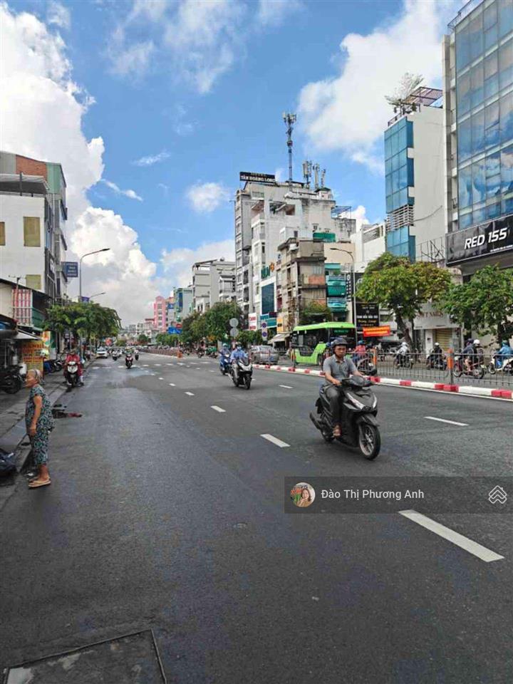 Lô góc sổ đẹp nguyễn văn cừ q1 3 tầng  dt 33m2 hẻm thông tứ tung chỉ 5.9 tỷ