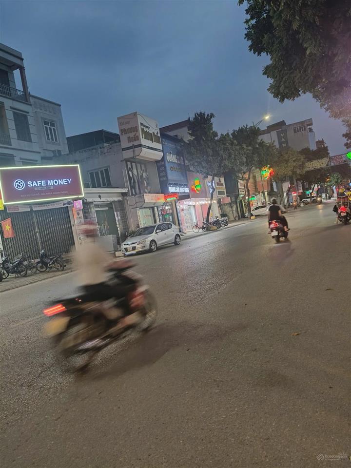 Bán đất 69m2, 18 tỷ tại xóm thượng, uy nỗ, đường cao lỗ, đông anh, hà nội