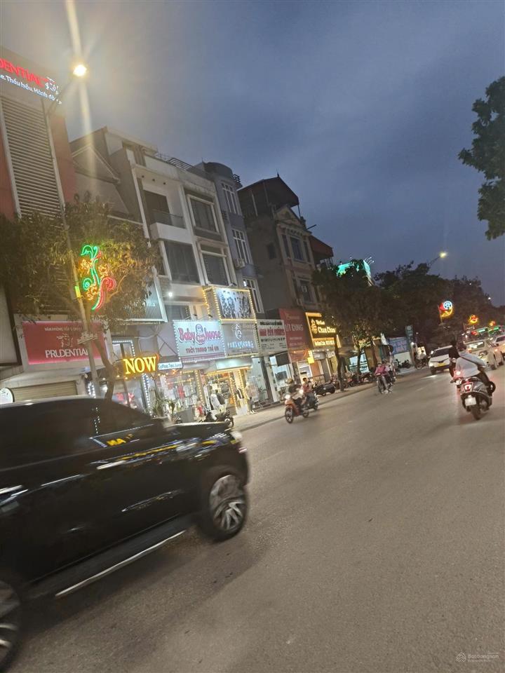 Bán đất 69m2, 18 tỷ tại xóm thượng, uy nỗ, đường cao lỗ, đông anh, hà nội