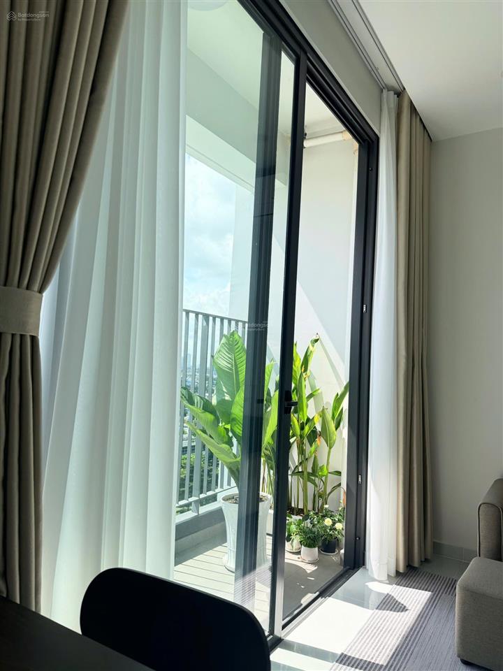 Bán căn hộ sổ hồng 2pn, diện tích 67m2 tại the emerald golf view thuận an  bình dương 2,95 tỷ vnd