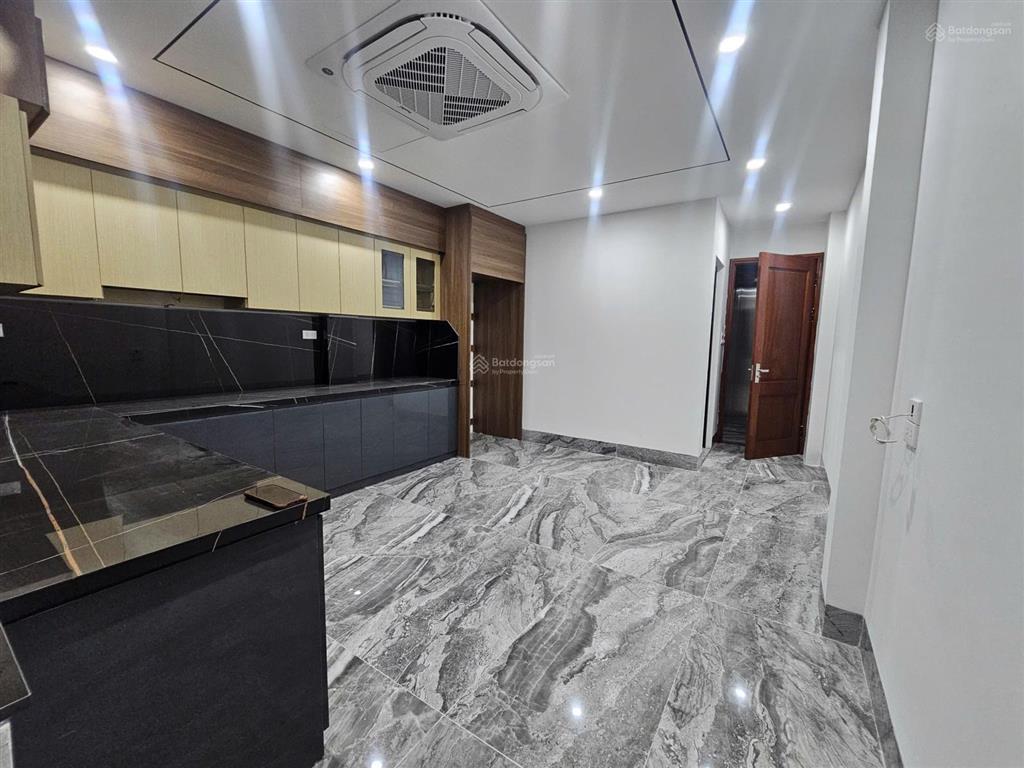 Chủ nhà mót bán  bát khối long biên  đất vàng đầu tư
