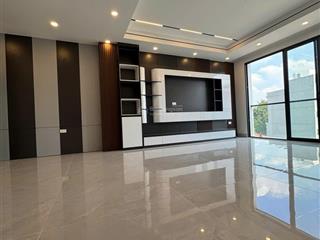 Chủ nhà mót bán  đàm quang trung  nhà mới chưa bóc seal  vỉa hè ô tô đỗ