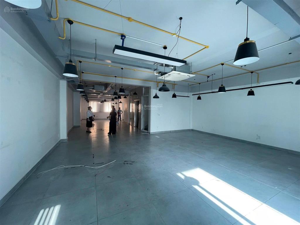 Giảm sâu bán gấp từ 160 tỷ về 149 tỷ khuôn đất lớn mt điện biên phủ, q1  12x20m, hầm 7 tầng + c4