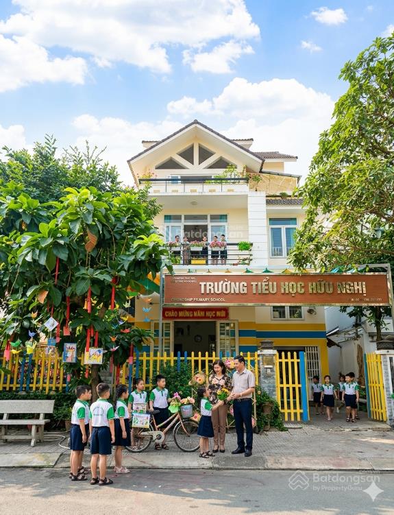 Bán cắt lỗ 6 tỷ  biệt thự gia hòa 300m2 (15x20), hầm 4 tầng  sẵn hđt 70 tr/th  giá chỉ 35 tỷ