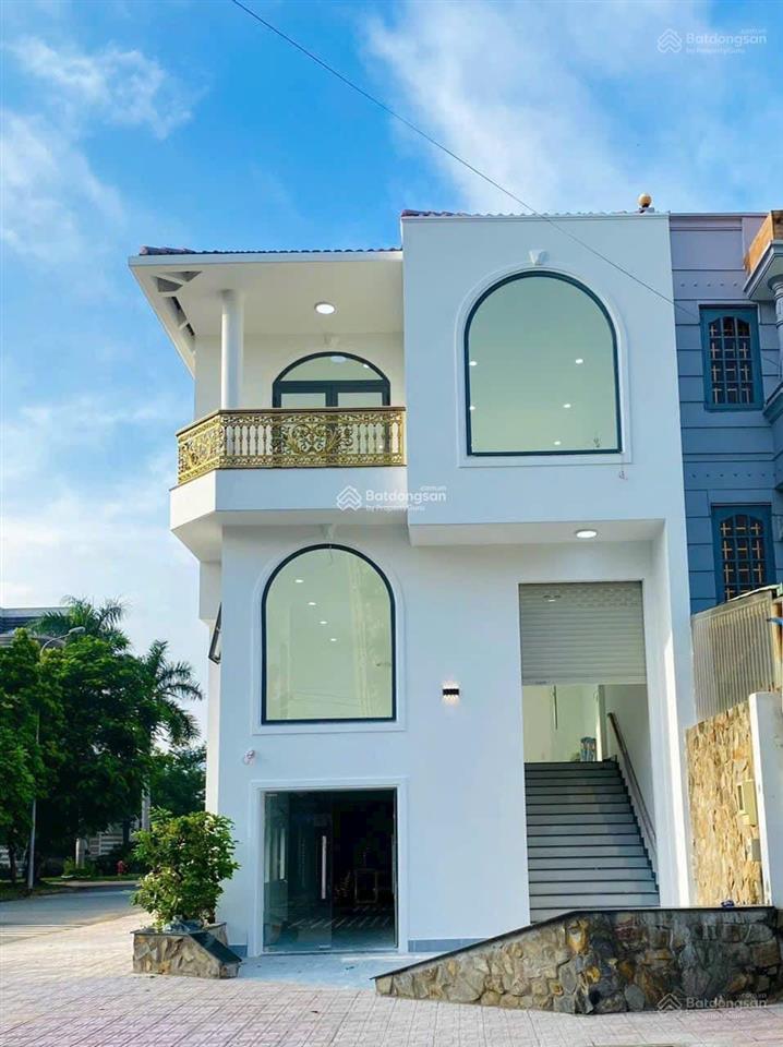 Bán nhà góc 2 mt kdc sông giồng, an phú 6,8x20,69m, 4 tầng  hđt 60tr/tháng  giá chỉ 33 tỷ