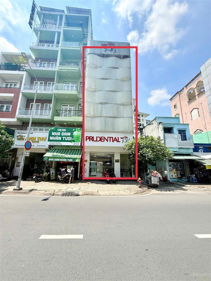 Chính chủ cần bán nhà góc 2mt lạc long quân 6,3x15m, 5 tầng, hđt 50 triệu. giá giảm sâu chỉ 24,5 tỷ