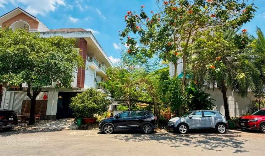 Siêu phẩm lô đất 10x20m (200m2) sát công viên cao đức lân, an phú, quận 2  giảm sâu còn 47,5 tỷ