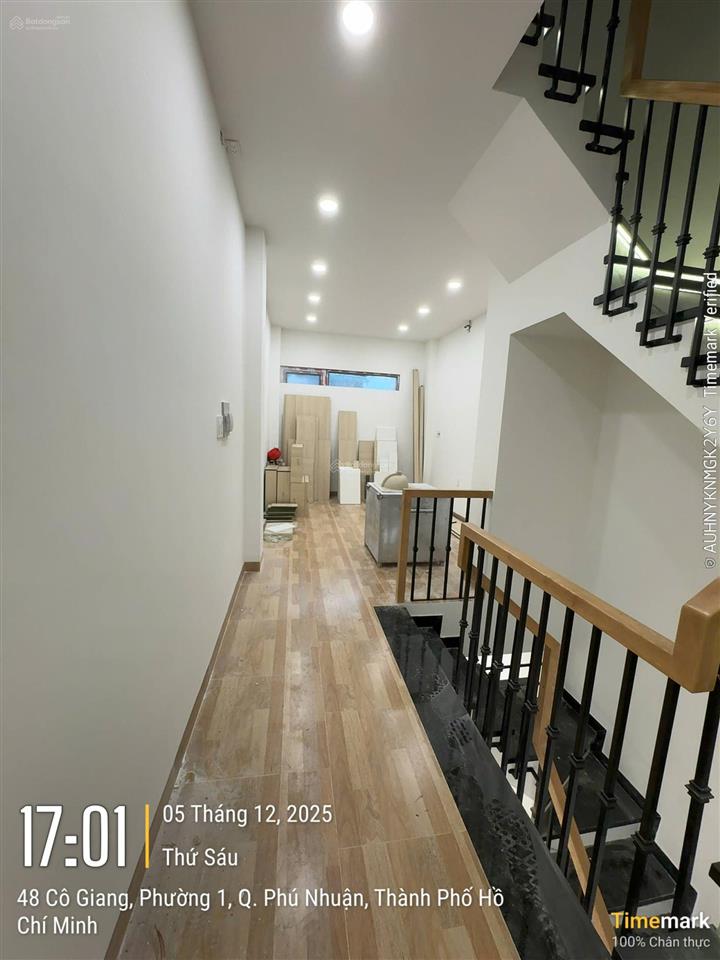 Mặt tiền xây mới 5 tầng  trung tâm phú nhuận, giá chỉ 14.5 tỷ