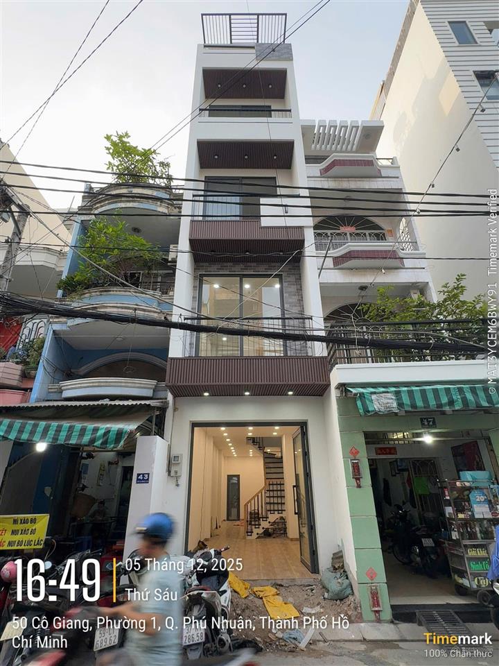 Mặt tiền xây mới 5 tầng  trung tâm phú nhuận, giá chỉ 14.5 tỷ