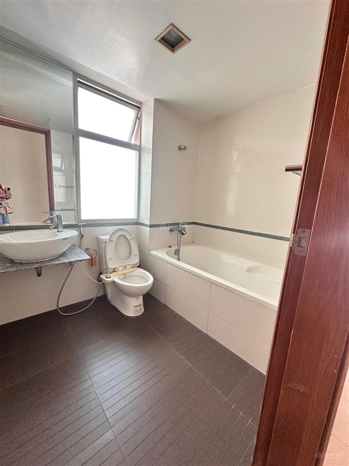 Bán căn hộ canary home 88m2 loại 2pn 2wc giá 2 tỷ ngay aeon mall,  0896 998 ***